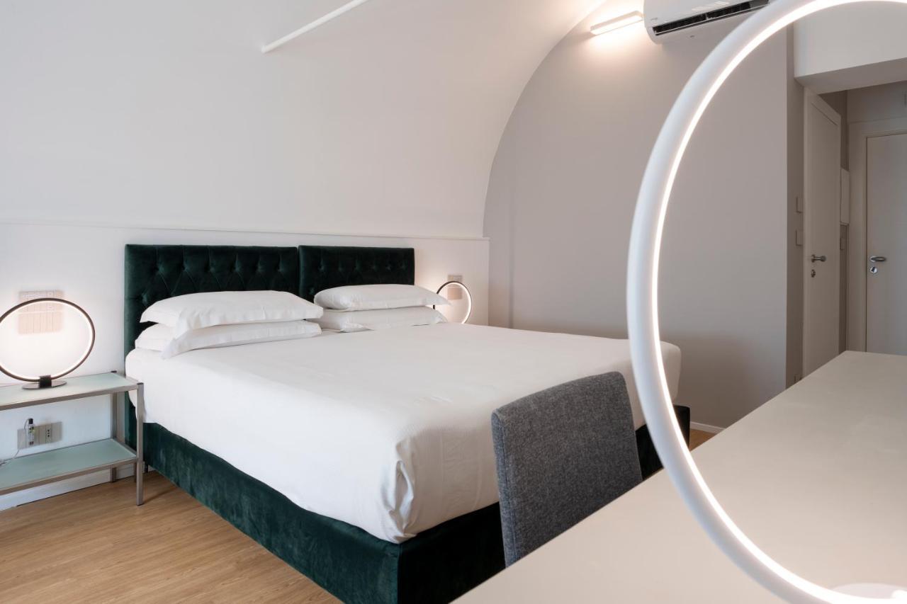 Hotel Le Stanze Del Savonarola Ferrara Esterno foto